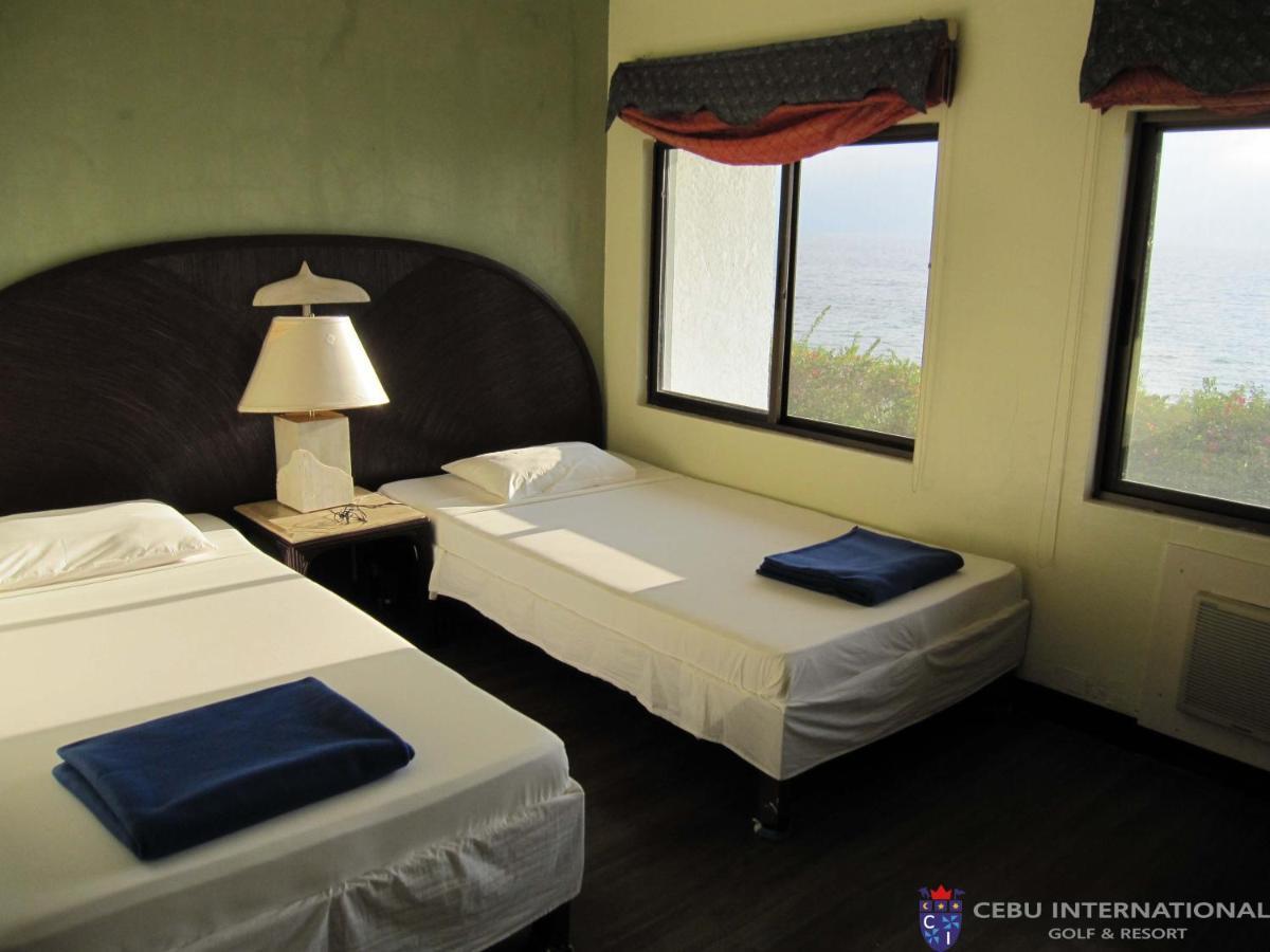 Cebu International Golf And Resort Badian Buitenkant foto